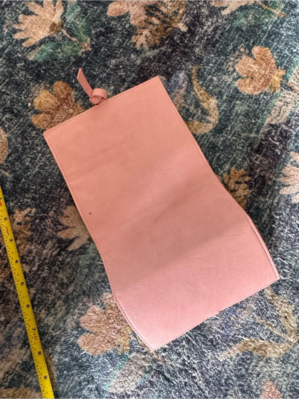Bookaroo Soft Pink Tech Wrap